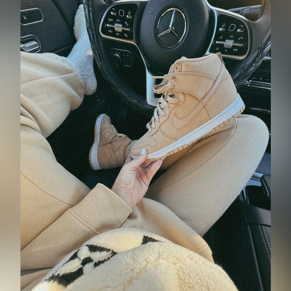 Nike women's Beige Dunk High-Top Sneakers